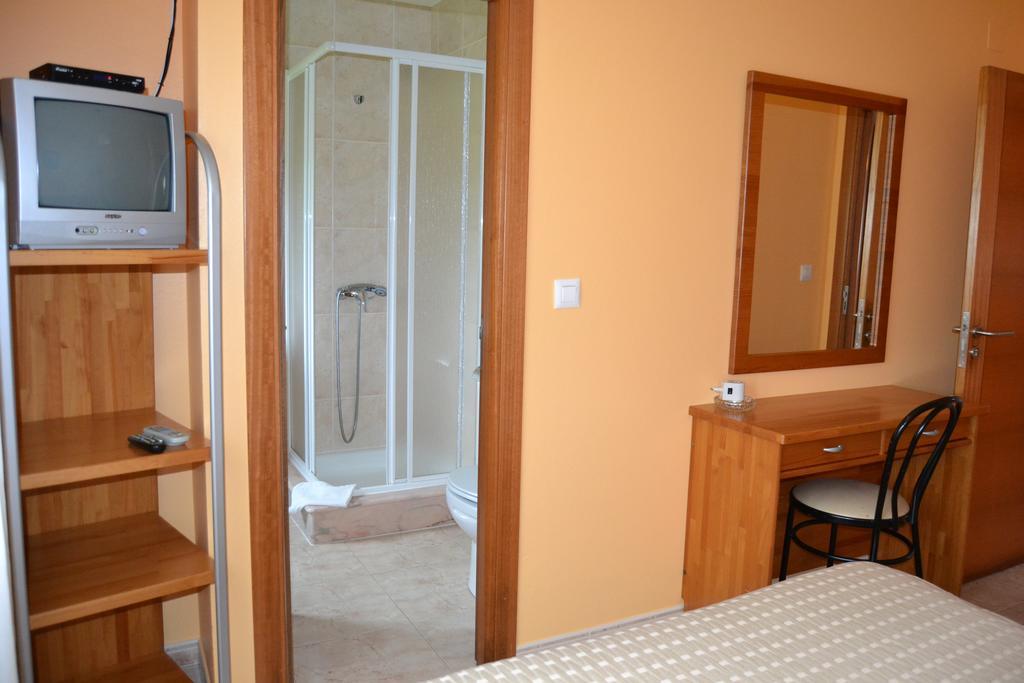 Hostal Pereiriña Cee Exterior foto